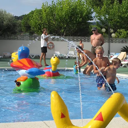 Κάμπινγκ Roca Grossa Καλέλα