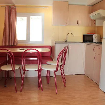 Κάμπινγκ Roca Grossa 2*