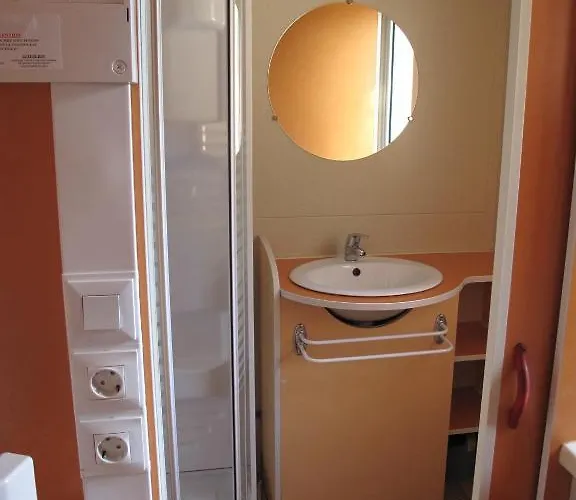 Roca Grossa Parque de Campismo 2*